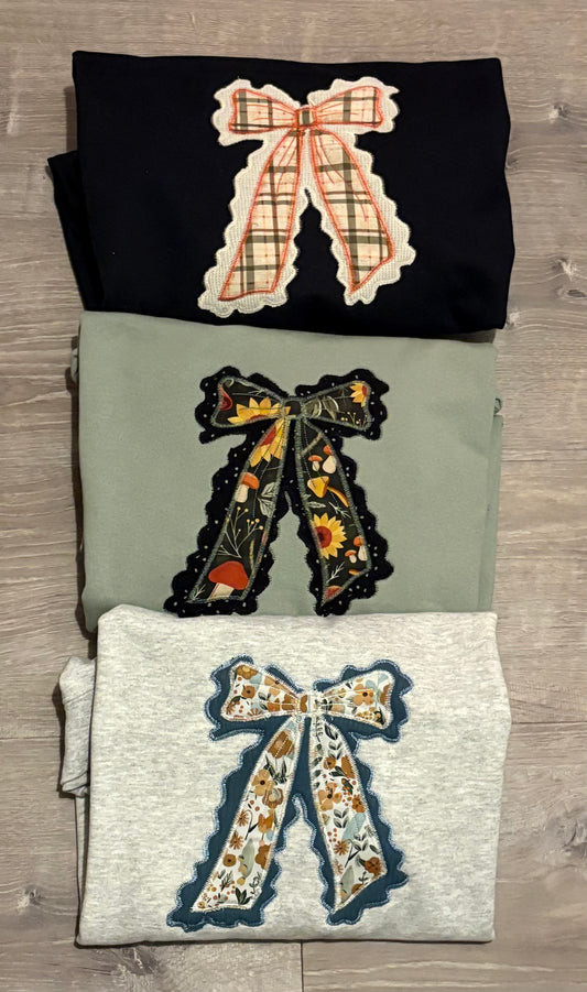 *Mystery* Bow Crewneck