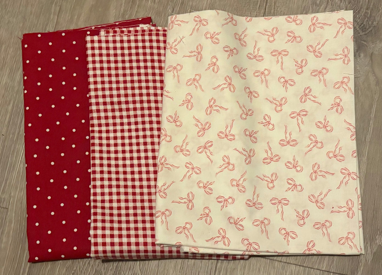 Faux Lace State Appliqué Crewneck