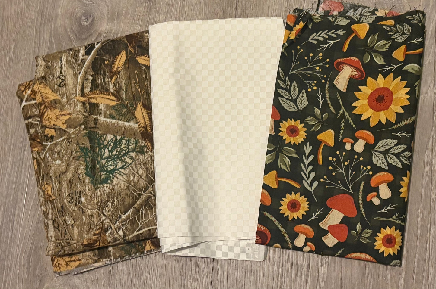 Faux Lace State Appliqué Crewneck