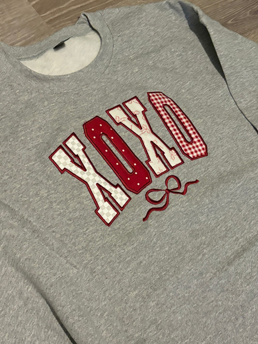 XOXO Appliqué Crewneck